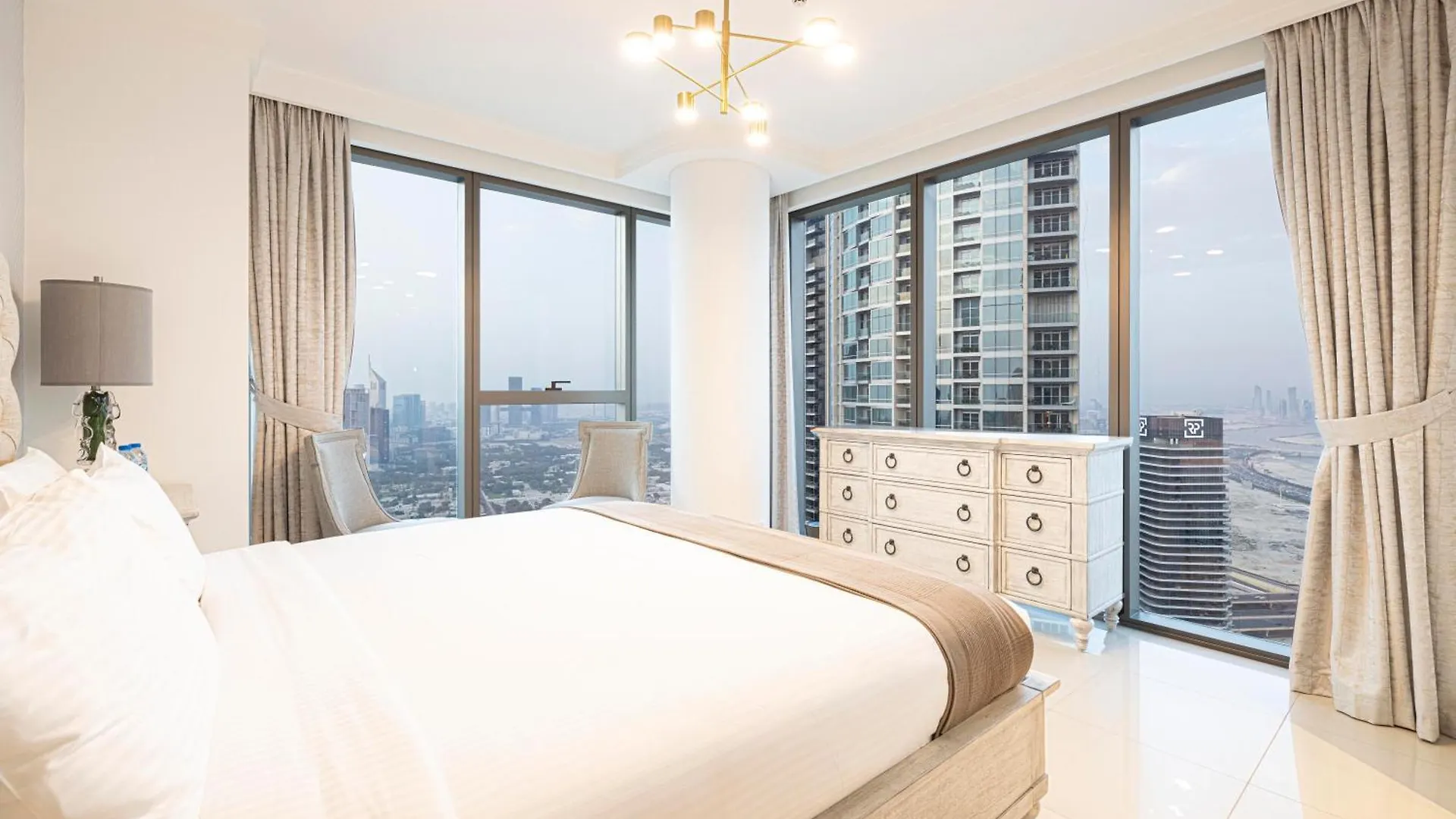 Apartment Full Burj Khalifa - 3 Bedroom + Maid In Downtown Dubai
