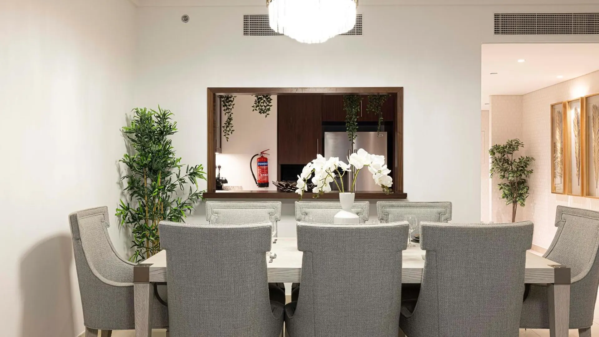Apartment Full Burj Khalifa - 3 Bedroom + Maid In Downtown Dubai